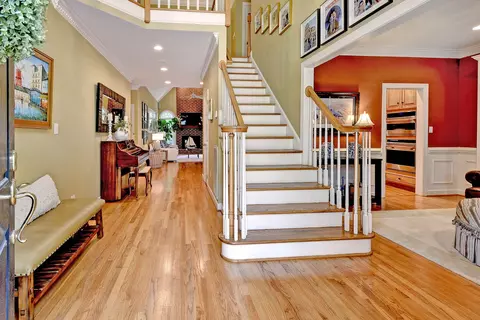 Entry Way - 320 Yorkshire Dr, Williamsburg, VA 23185 photo 1 of 4