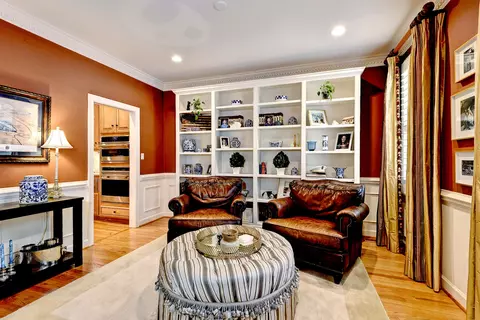 Living - 320 Yorkshire Dr, Williamsburg, VA 23185 photo 1 of 4