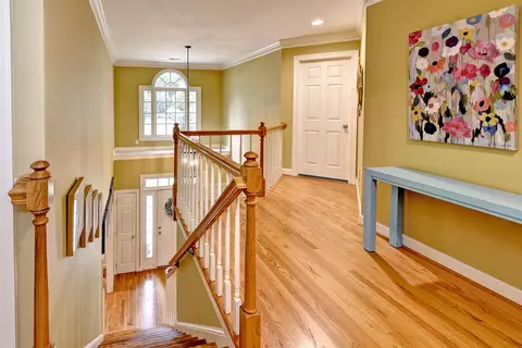 Entry Way - 320 Yorkshire Dr, Williamsburg, VA 23185 photo 3 of 4