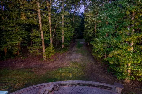Exterior - 5339 Arbor Pl, Williamsburg, VA 23188 photo 6 of 10