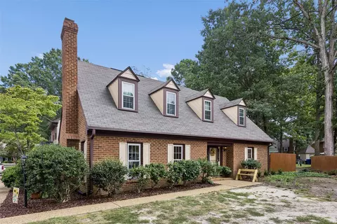 120 Sloane Pl, Newport News, VA 23606