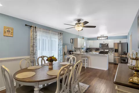 Dining - 111 Laurel Ln, Williamsburg, VA 23185 photo 2 of 2