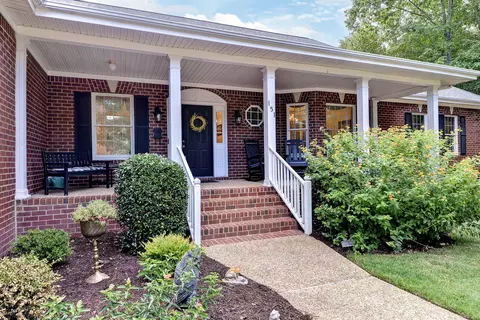 Exterior - 151 Rolfe Rd, Williamsburg, VA 23185 photo 4 of 14