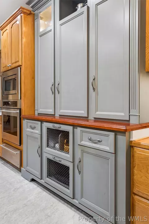 Kitchen - 1613 River Rdg, Williamsburg, VA 23185 photo 6 of 12
