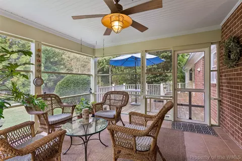 Exterior - 285 E Queens Dr, Williamsburg, VA 23185 photo 3 of 13