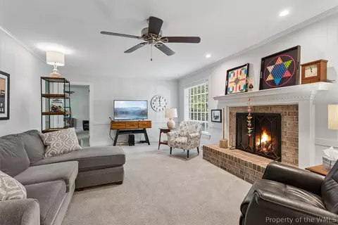 Living - 285 E Queens Dr, Williamsburg, VA 23185 photo 1 of 2