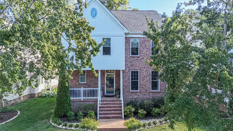 5587 Brixton Rd, Williamsburg, VA 23185