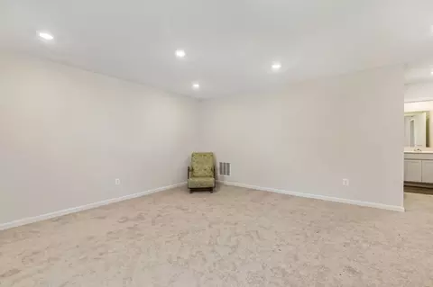 Living - 5847 Ginger Dr, Providence Forge, VA 23140 photo 3 of 4