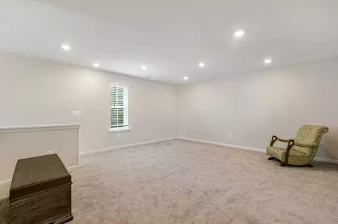Living - 5847 Ginger Dr, Providence Forge, VA 23140 photo 4 of 4