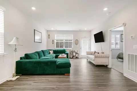 Living - 5847 Ginger Dr, Providence Forge, VA 23140 photo 2 of 4