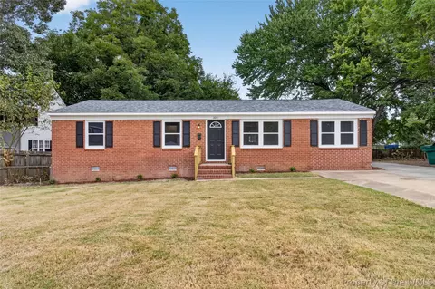 228 Colony Rd, Newport News, VA 23602
