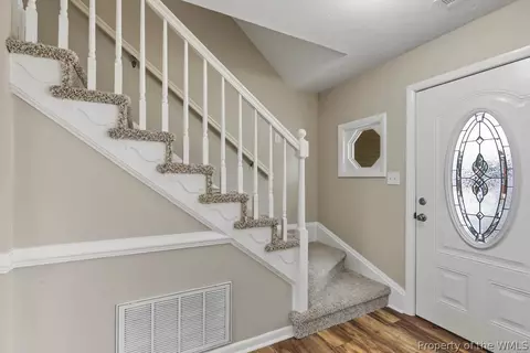 Entry Way - 806 Milford Ave, Hampton, VA 23661 photo 2 of 2