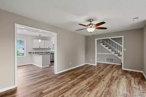 Living - 806 Milford Ave, Hampton, VA 23661 photo 3 of 4