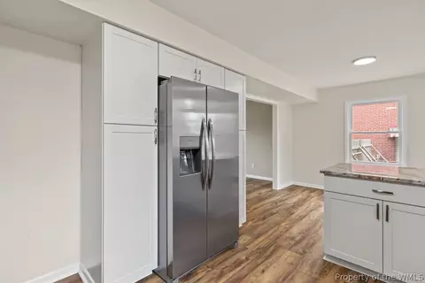 Kitchen - 806 Milford Ave, Hampton, VA 23661 photo 6 of 8