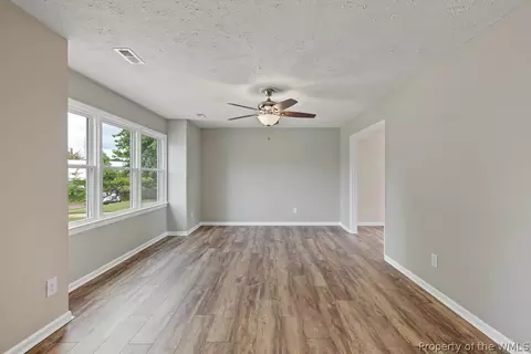 Living - 806 Milford Ave, Hampton, VA 23661 photo 1 of 4