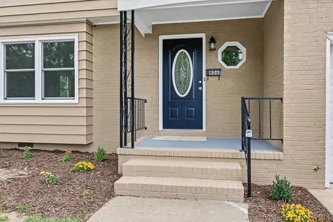 Exterior - 806 Milford Ave, Hampton, VA 23661 photo 5 of 9