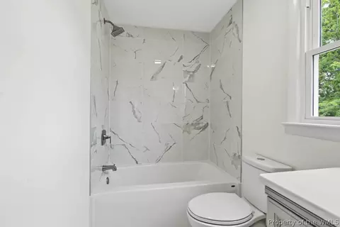 Bath - 806 Milford Ave, Hampton, VA 23661 photo 7 of 7