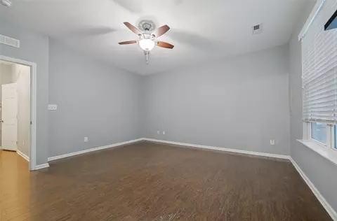 Living - 105 Prosperity Ct, Williamsburg, VA 23188 photo 1 of 3