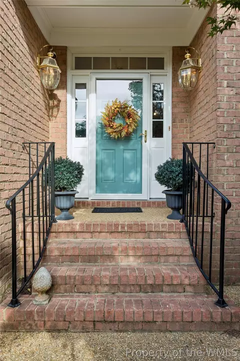 Exterior - 100 Spring Br, Williamsburg, VA 23185 photo 2 of 14