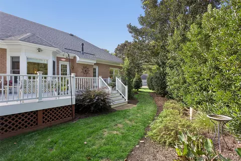 Exterior - 100 Spring Br, Williamsburg, VA 23185 photo 7 of 14