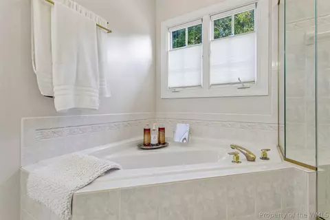 Bath - 100 Spring Br, Williamsburg, VA 23185 photo 5 of 6