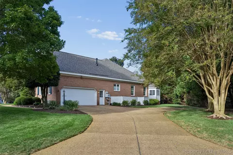 Exterior - 100 Spring Br, Williamsburg, VA 23185 photo 11 of 14