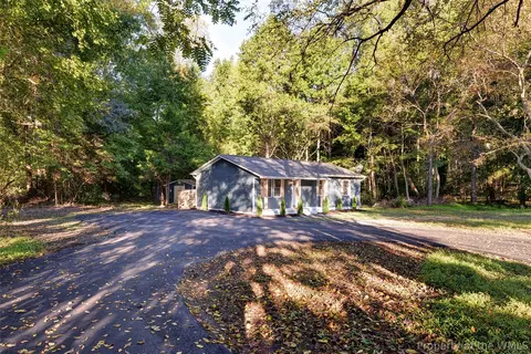6240 Farmers Dr, Barhamsville, VA 23011