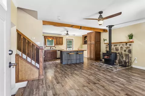 Entry Way - 2600 Wright Dr, Saluda, VA 23149 photo 1 of 3