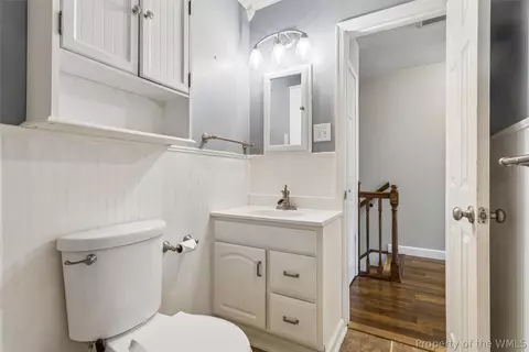 Bath - 2600 Wright Dr, Saluda, VA 23149 photo 1 of 5