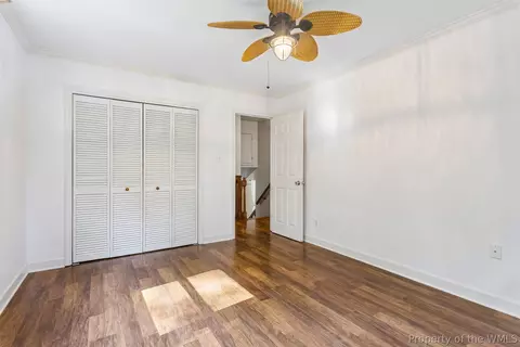 Bedroom - 2600 Wright Dr, Saluda, VA 23149 photo 2 of 7