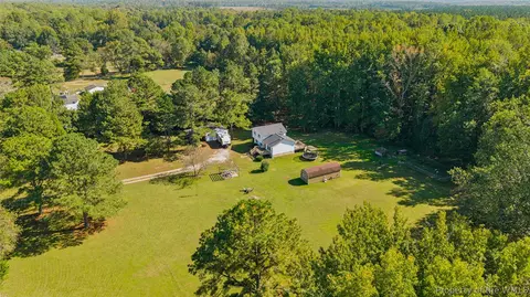 View/Area - 2600 Wright Dr, Saluda, VA 23149 photo 9 of 10
