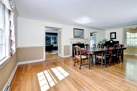 Dining - 265 E Queens Dr, Williamsburg, VA 23185 photo 3 of 6