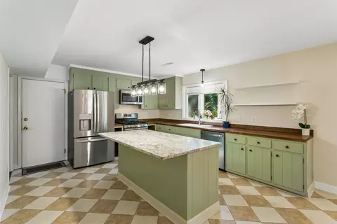 Kitchen - 200 Antietam Ct, Hampton, VA 23669 photo 1 of 4