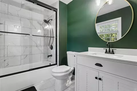 Bath - 200 Antietam Ct, Hampton, VA 23669 photo 1 of 6