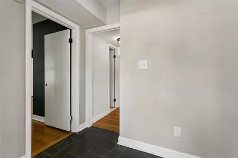Entry Way - 200 Antietam Ct, Hampton, VA 23669 photo 1 of 3