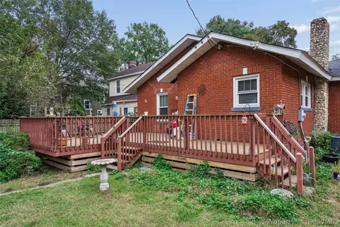 Exterior - 70 Cherry Ave, Hampton, VA 23661 photo 9 of 15