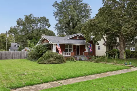 Exterior - 70 Cherry Ave, Hampton, VA 23661 photo 3 of 15