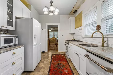 Kitchen - 70 Cherry Ave, Hampton, VA 23661 photo 2 of 6