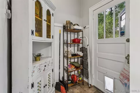 Entry Way - 70 Cherry Ave, Hampton, VA 23661 photo 1 of 1
