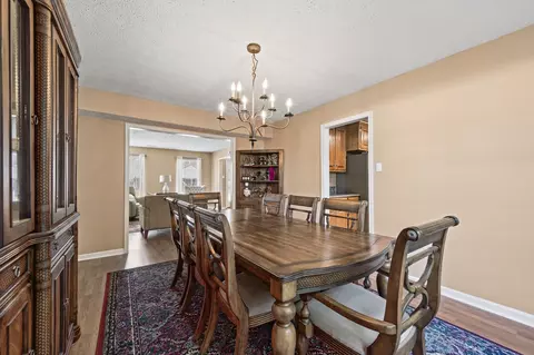 Dining - 4643 Sir Gilbert Loop, Williamsburg, VA 23185 photo 2 of 3