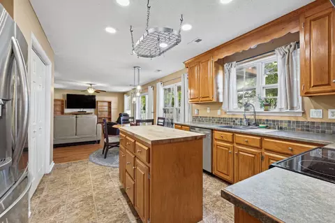 Kitchen - 4643 Sir Gilbert Loop, Williamsburg, VA 23185 photo 3 of 5