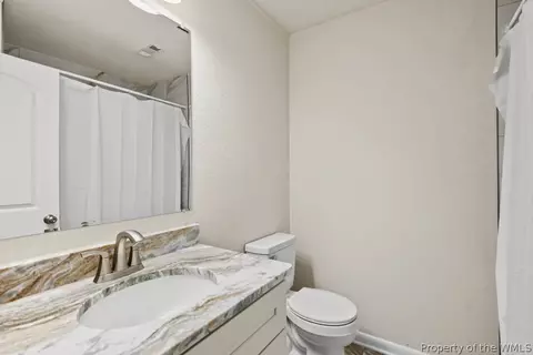 Bath - 30 Greenwell Dr, Hampton, VA 23666 photo 2 of 2