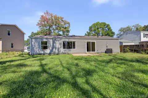 Exterior - 30 Greenwell Dr, Hampton, VA 23666 photo 7 of 7