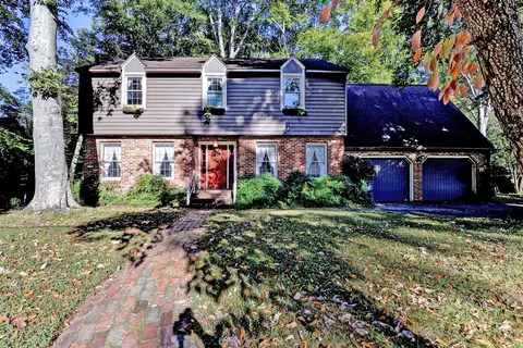 109 Cannon Dr, Newport News, VA 23602