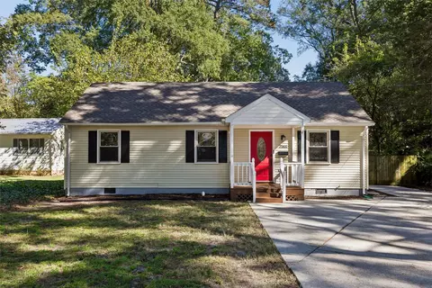 214 Pine Grove Rd #A, Newport News, VA 23601