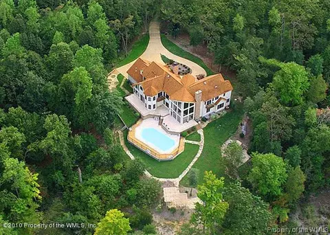 6405 Conservancy Rd, Williamsburg, VA 23185 photo 2