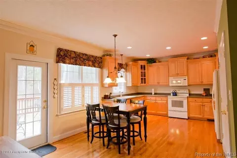 3987 E Providence Rd, Williamsburg, VA 23188 photo 5