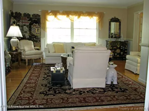 277 E Queens Dr, Williamsburg, VA 23185 photo 4