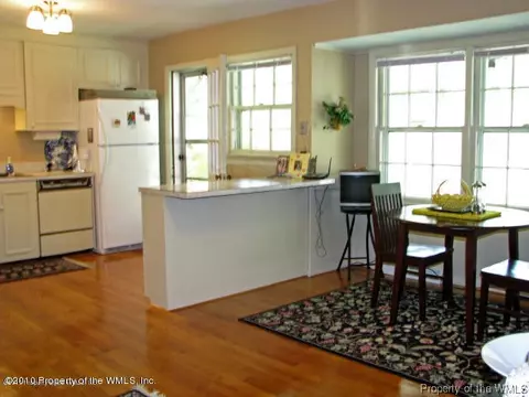 277 E Queens Dr, Williamsburg, VA 23185 photo 9