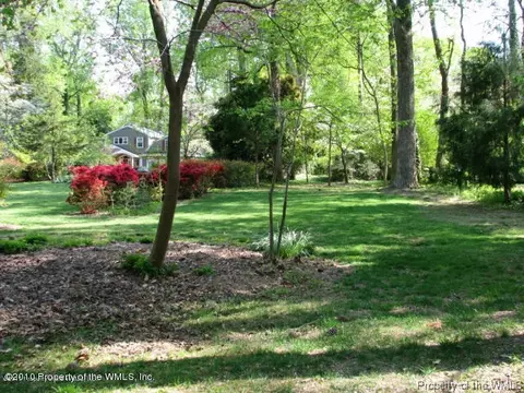 277 E Queens Dr, Williamsburg, VA 23185 photo 17